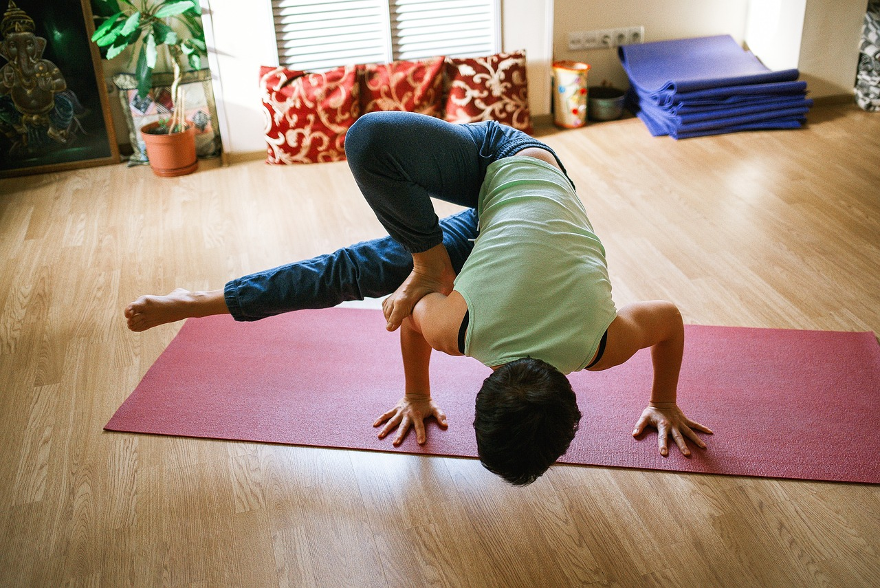 Athleisure Showdown: Lululemon Align vs. Alo Yoga — Performance, Comfort and Everyday Style